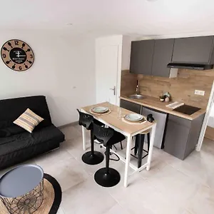 T2 Neuf Terrasse Arles