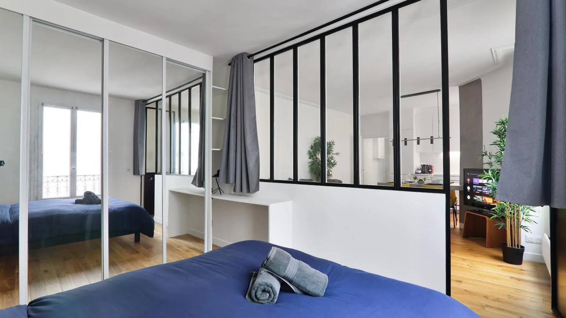 Appartement Quartier Montmartre 3 Free Netflix Paris France